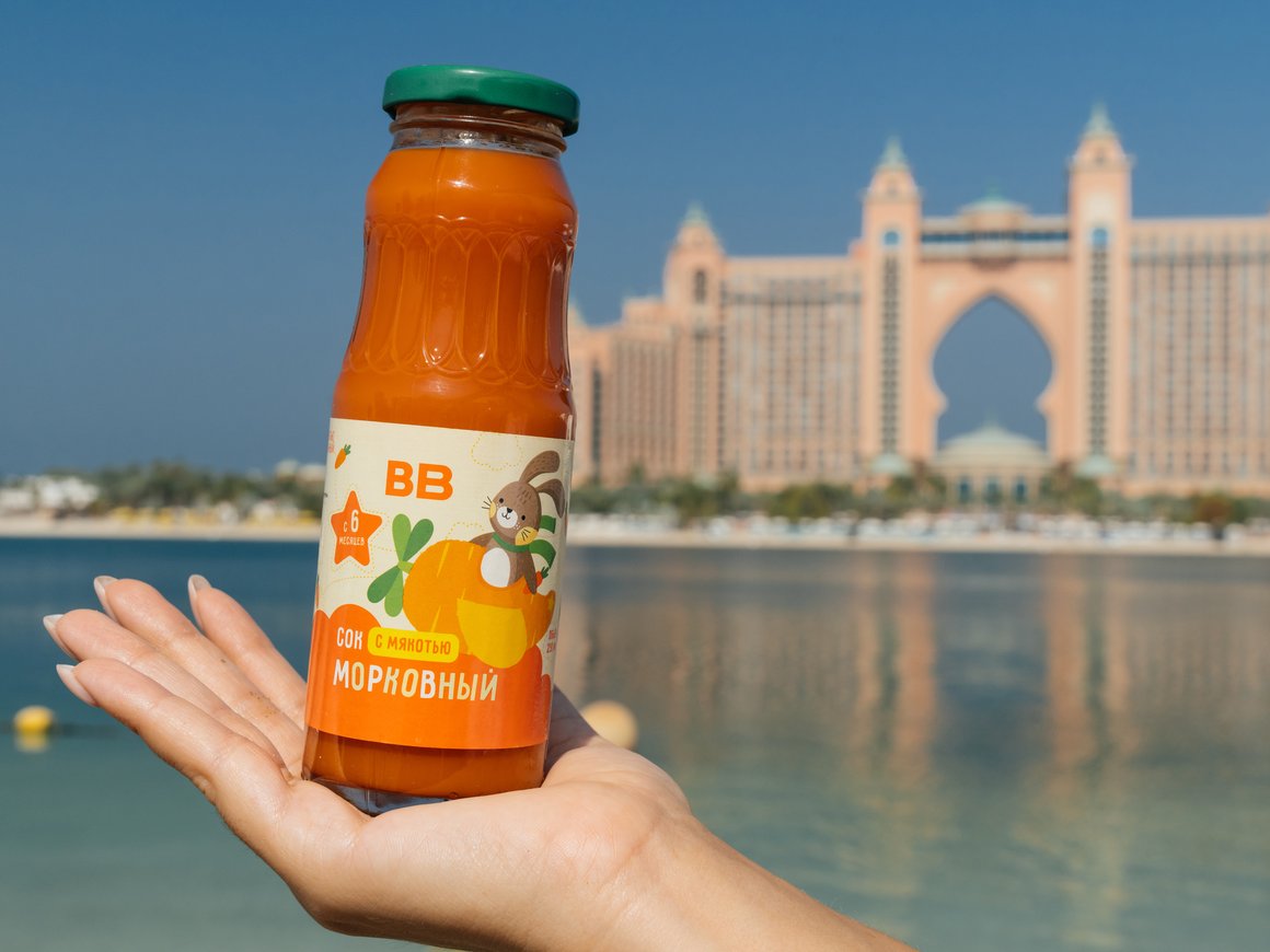 «Вкусвилл» впервые вышел в офлайн в ОАЭ