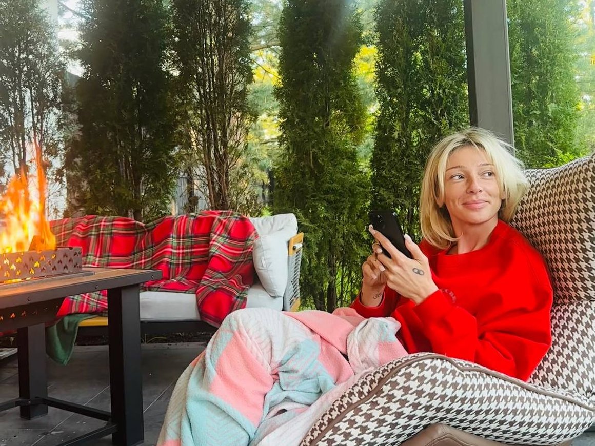 ФНС приостановила операции по счетам Анастасии Ивлеевой