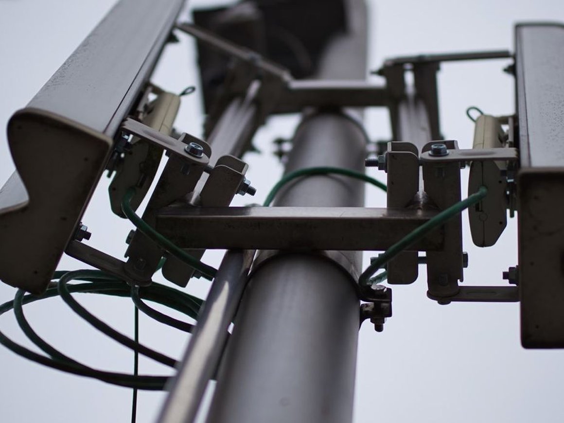 ФАС потребовала от МТС, «Мегафона» и «Билайна» прекратить взимать дополнительную плату в Крыму и Севастополе