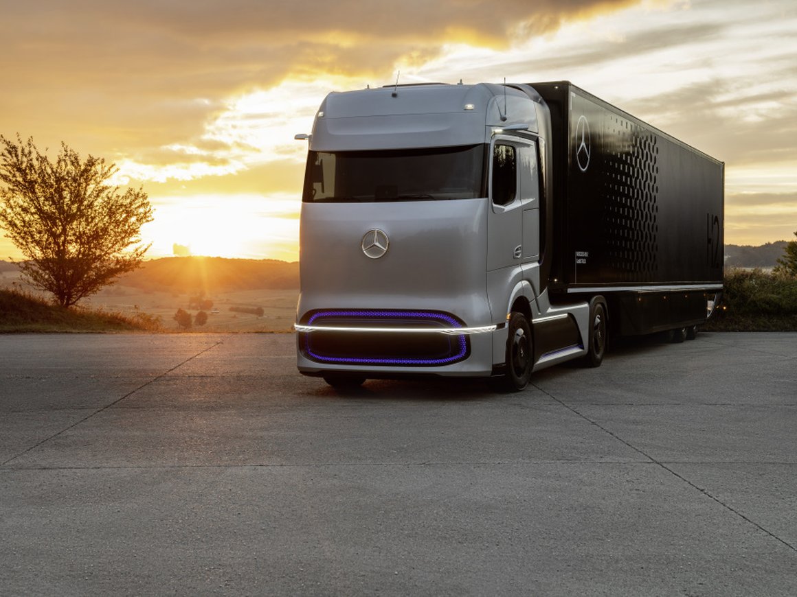 Mercedes-Benz показал прототип водородного грузовика