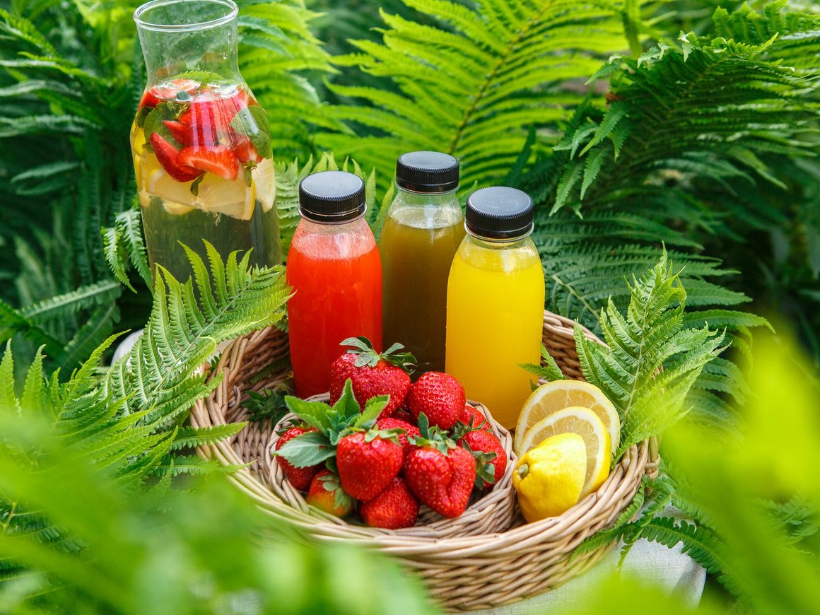 Сервис доставки фермерских продуктов «Ешь Деревенское» изменил фирменный стиль и логотип