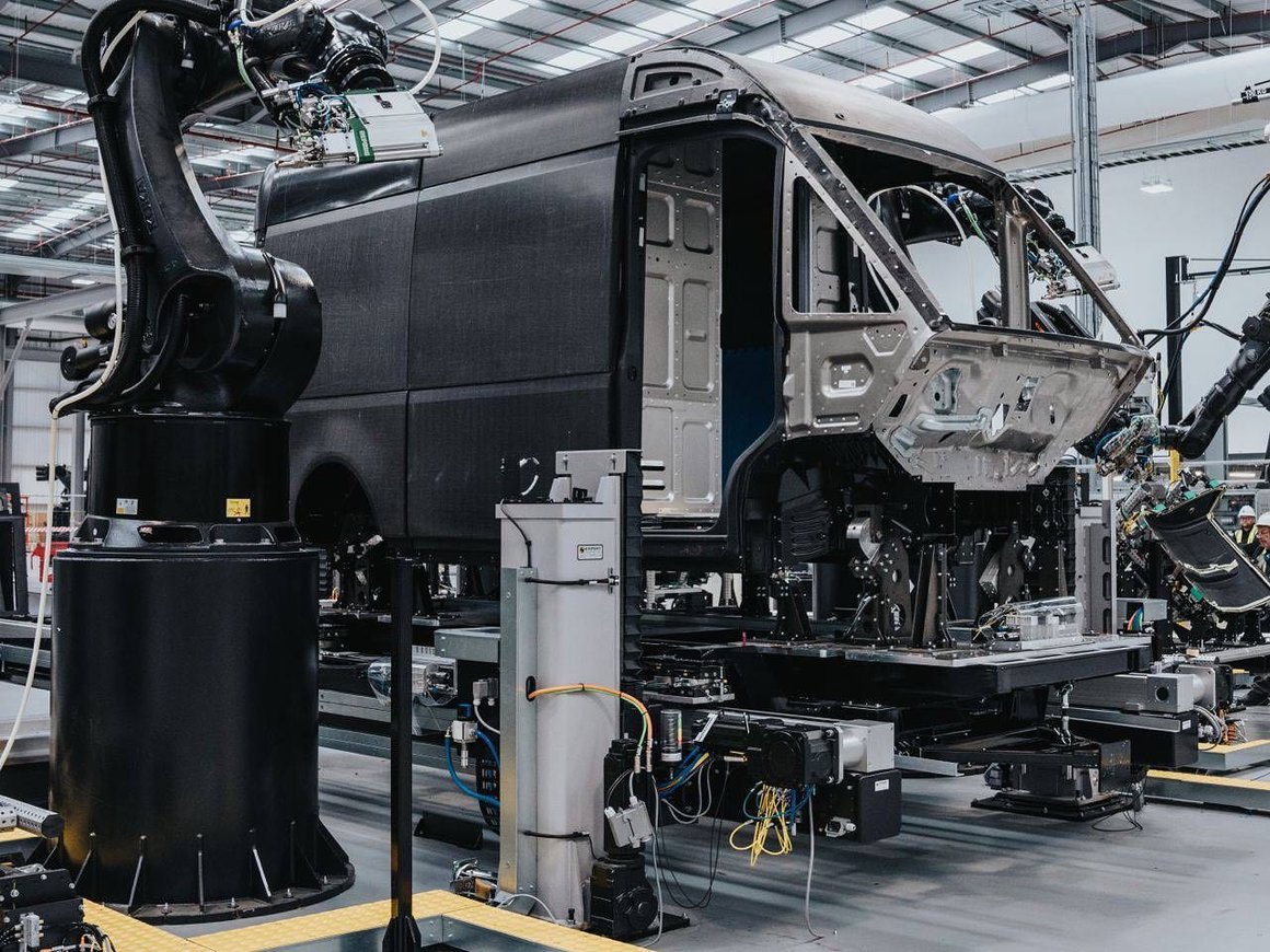 Британскому производителю электрофургонов Arrival Дениса Свердлова грозит делистинг с Nasdaq