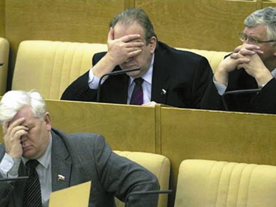 В Минкомсвязи рассказали о будущем без чиновников из-за ИИ