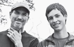 Сын Стива Джобса создал венчурную фирму для поиска лекарства от рака, от которого умер его отец