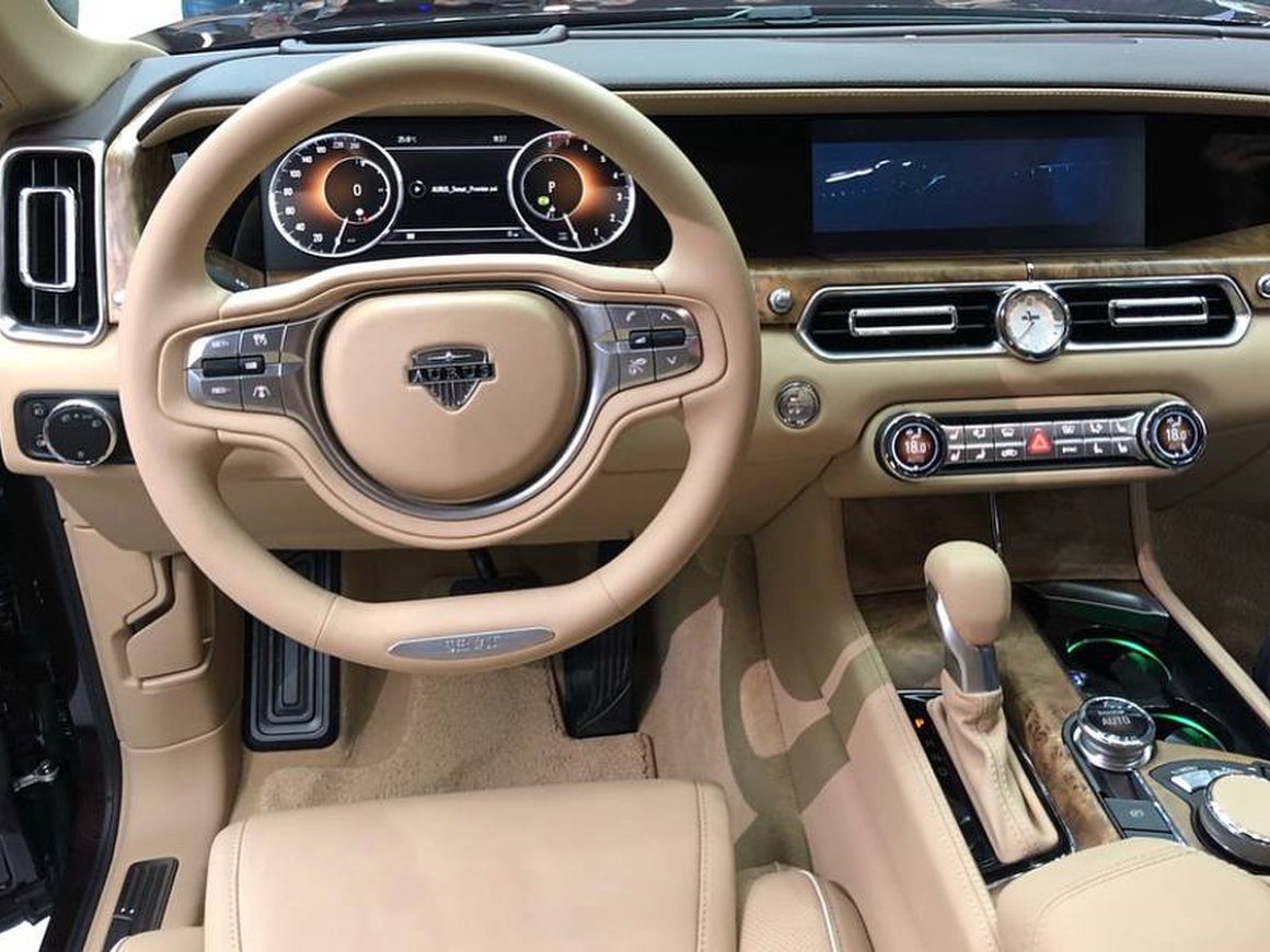 На ВЭФ-2021 презентуют Aurus на водородном топливе