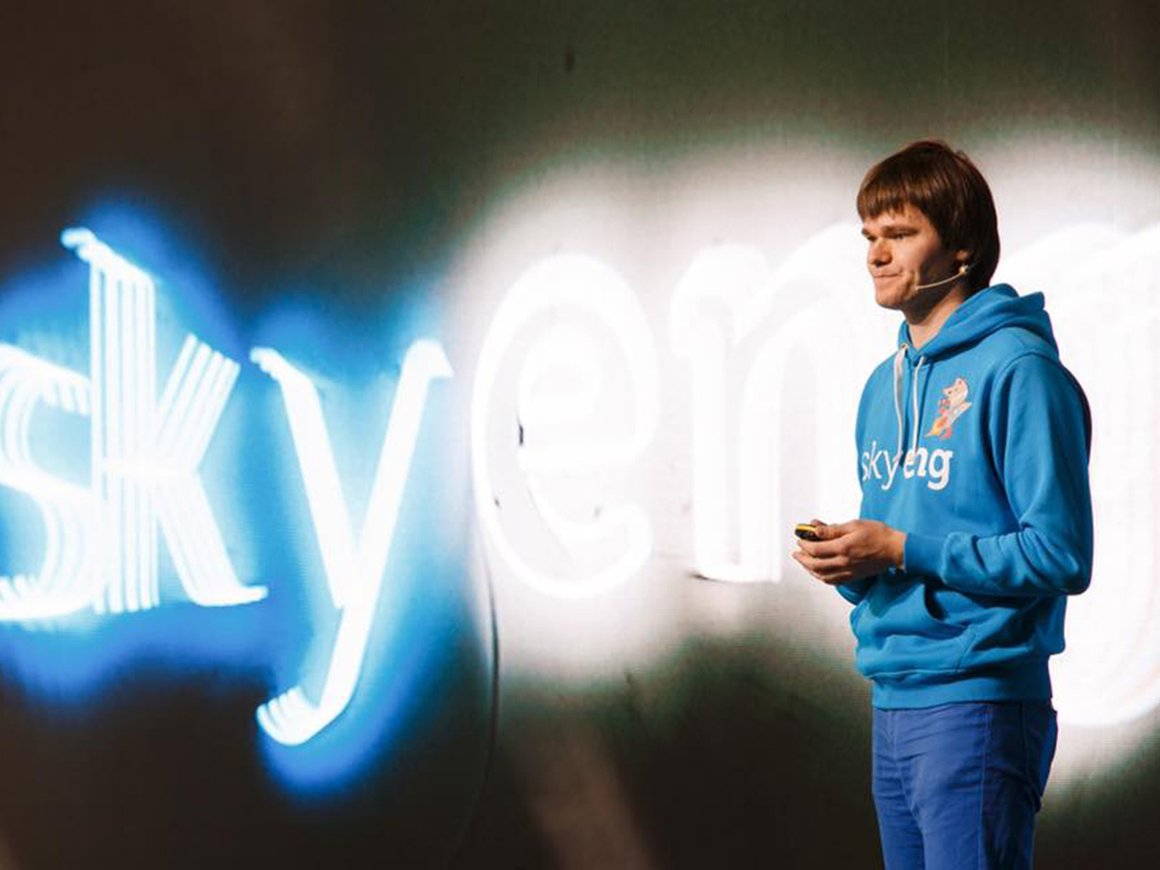 Skyeng покинул сооснователь Денис Сметнев