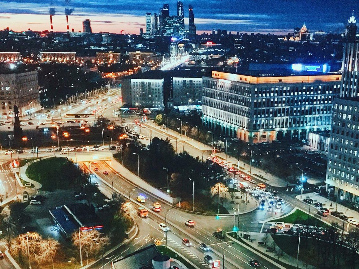 15 лучших видов из окон московских офисов