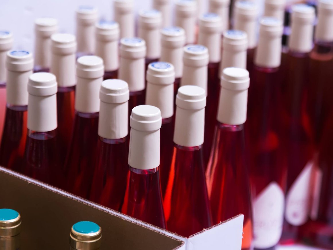 Производители настоек пожаловались на нехватку ягод