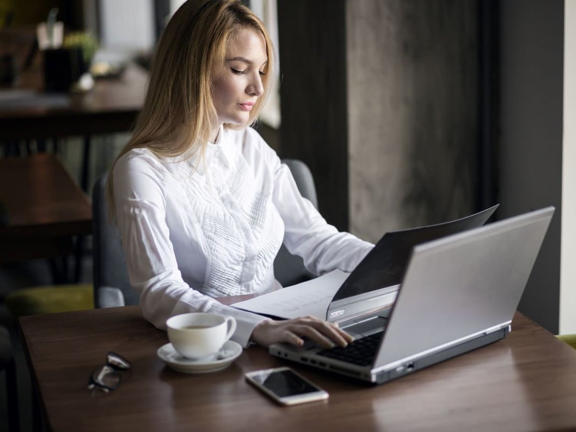 Цифровые контракты в 2025 году: полное руководство по 44-ФЗ и работе в ЕИС