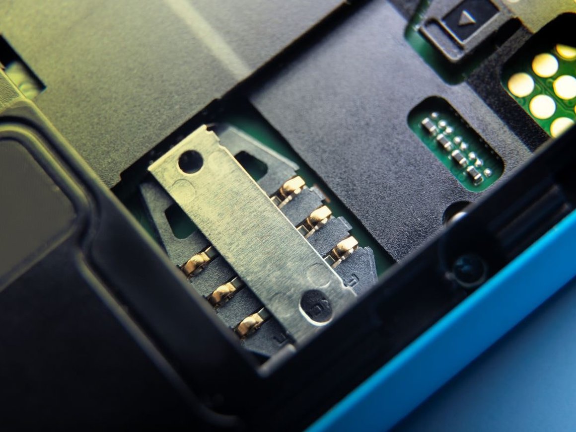 Что такое eSIM и как её подключить: полное руководство