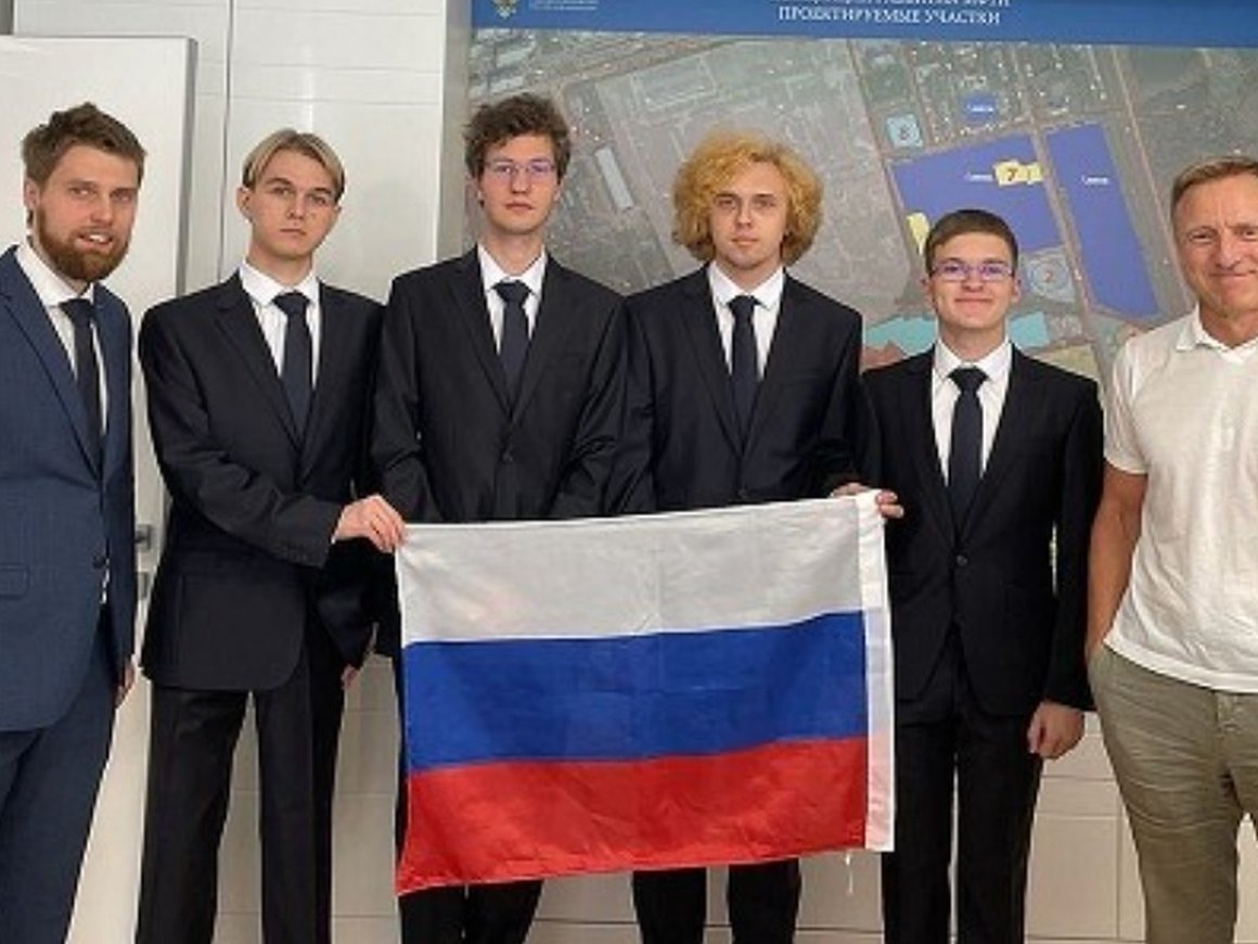 Российские школьники победили на международной олимпиаде по информатике