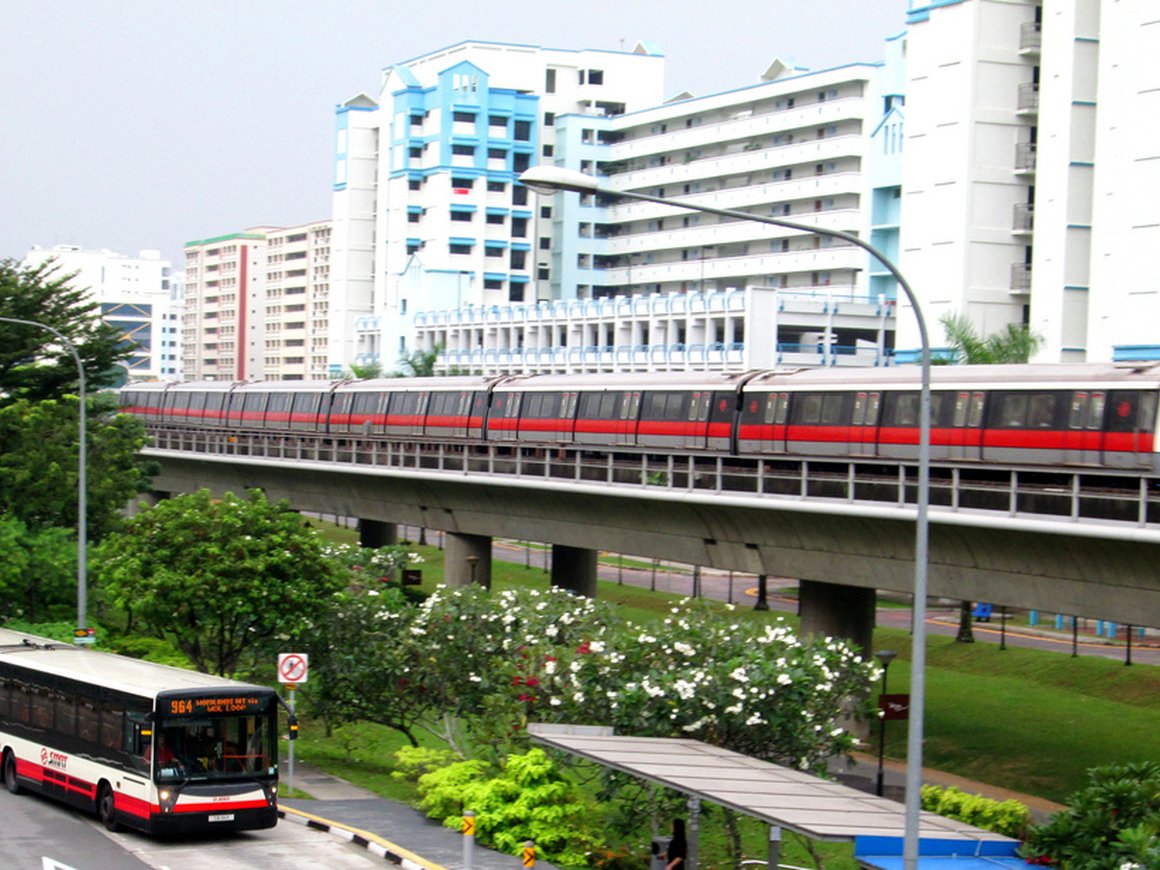 Сингапур отказался от беспилотных поездов в метро из-за постоянных перебоев
