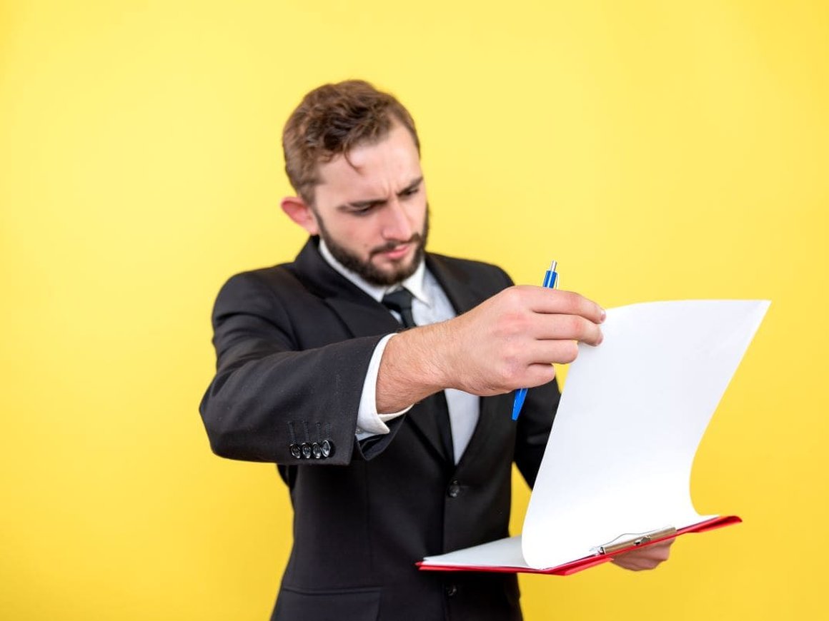 Коллективный договор: что это, кто заключает и как работает