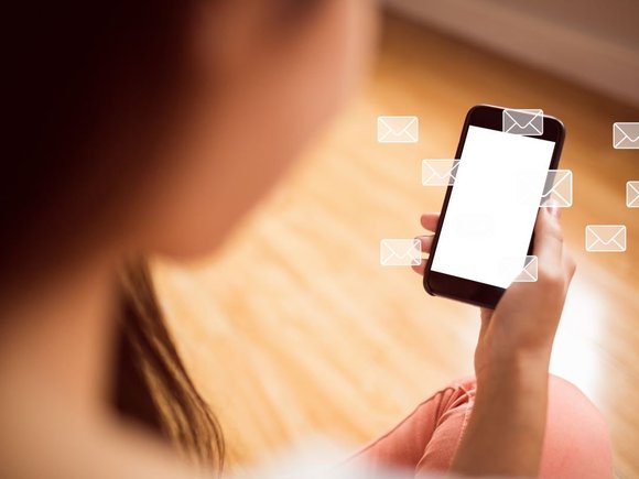 Как вежливо напомнить клиенту о себе: полезные советы для электронной переписки