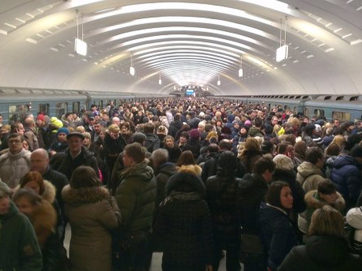 Властям Москвы предложили распознавать людей в метро для быстрой оплаты проезда
