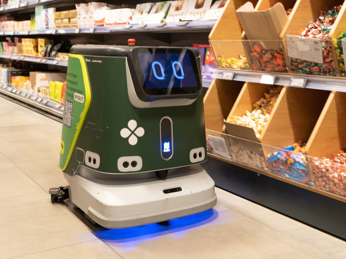 «Перекресток» начал тестировать роботов-мойщиков в супермаркетах