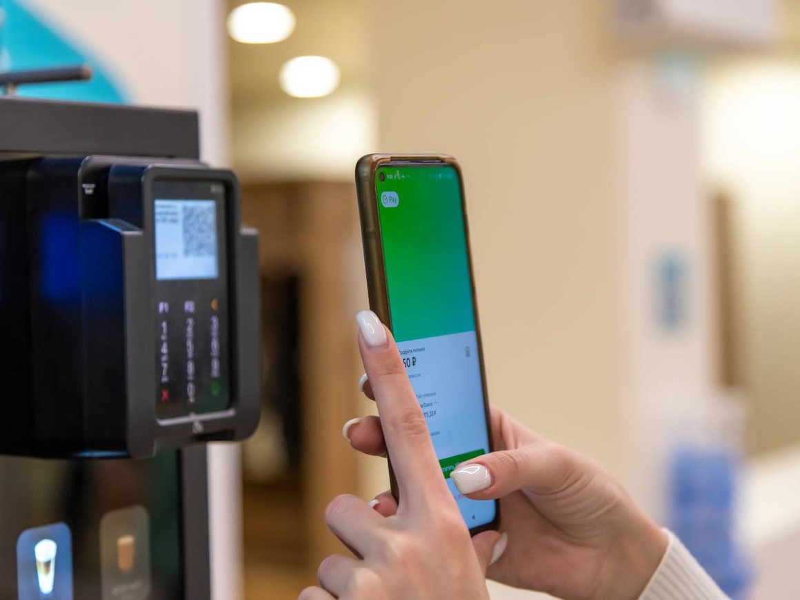 НСПК анонсировала пилотный проект оплаты по QR-коду в четырех странах