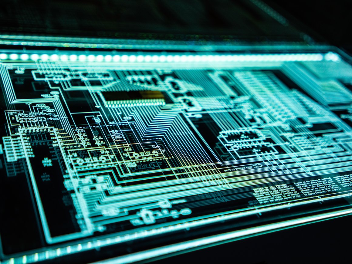 Илон Маск назвал преимущества чипирования