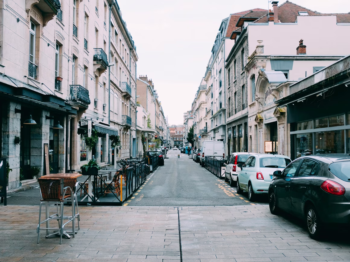 Создано приложение, позволяющее автоматически удалить всех людей на фото