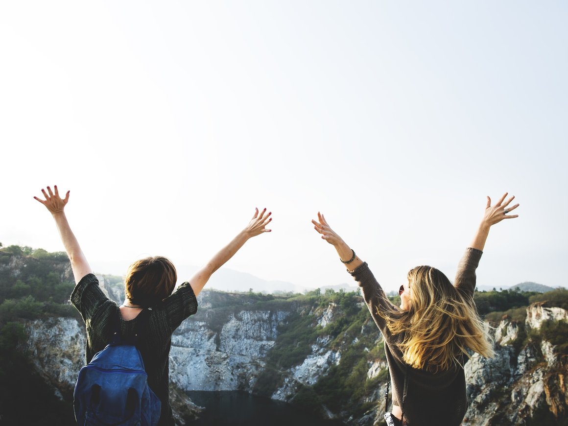 Названа сумма, которую россияне выплатили ради доступа к поездкам за границу