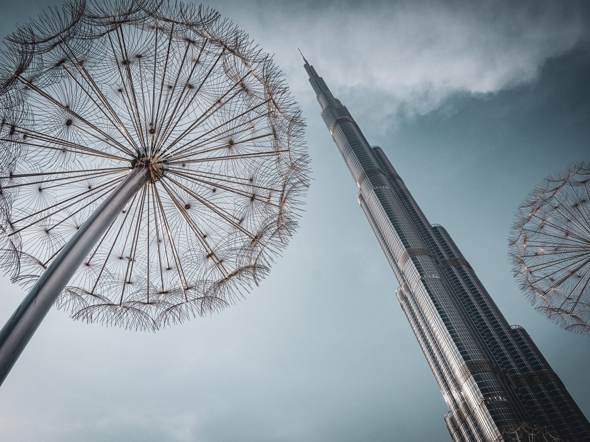 Etisalat купил почти 10% акций Vodafone