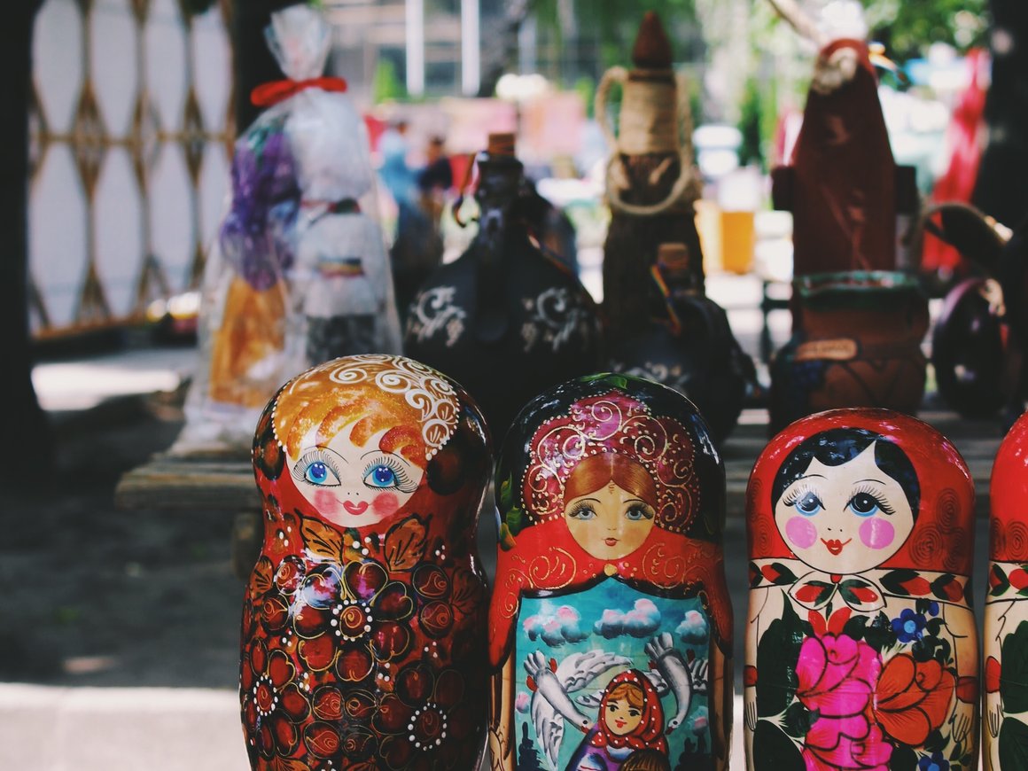 Иностранцы нарастили число поездок в РФ, вступили в силу положения о расчете цифровым рублем: главное 1 августа