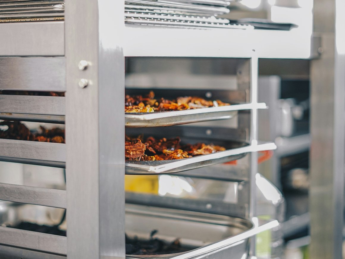 Казахстанский стартап kook для заказа продуктов в рестораны привлек $200 тыс. инвестиций