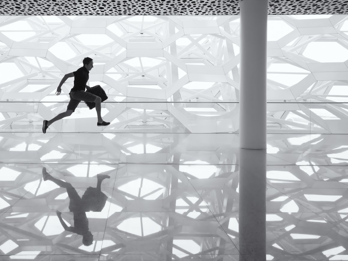 «Я редко даю шанс тем, кто говорит: “Я сейчас не могу, я волнуюсь”, — и уходит. Для меня это не бойцы»