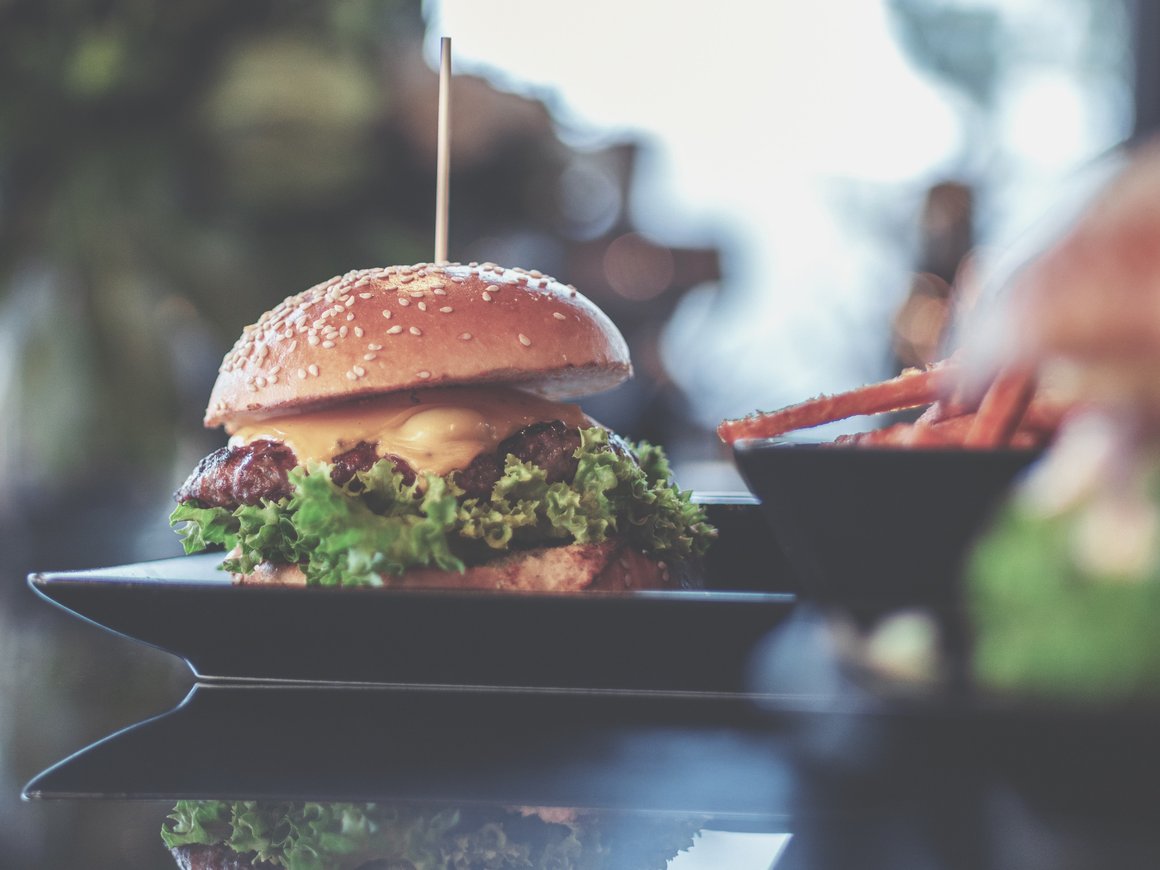 «Магнит» временно возьмет на работу сотрудников KFC и Burger King