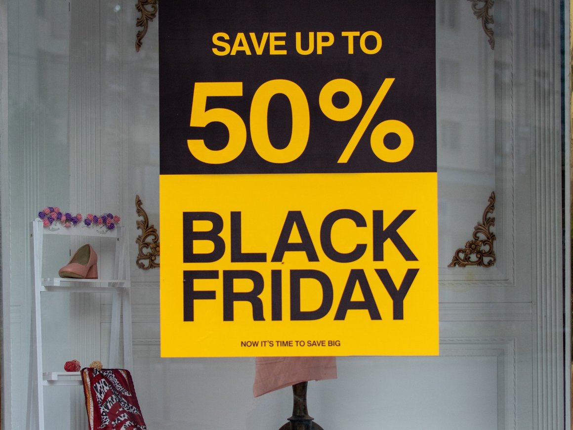 Интерес россиян к «черной пятнице» упал на 58% за последние три года