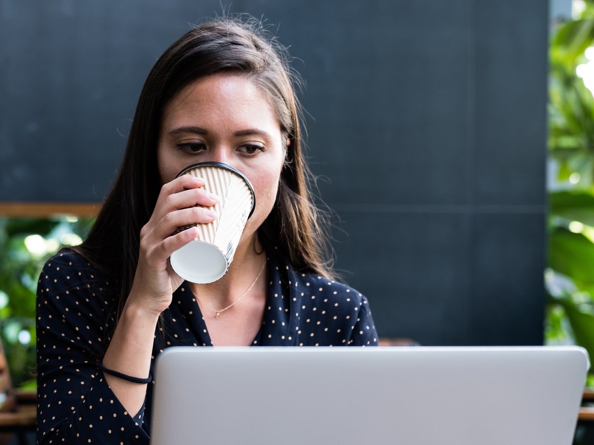 С завода — в аналитику: «Я поняла, что стабильная психика и финансовая грамотность — это залог любого успеха»