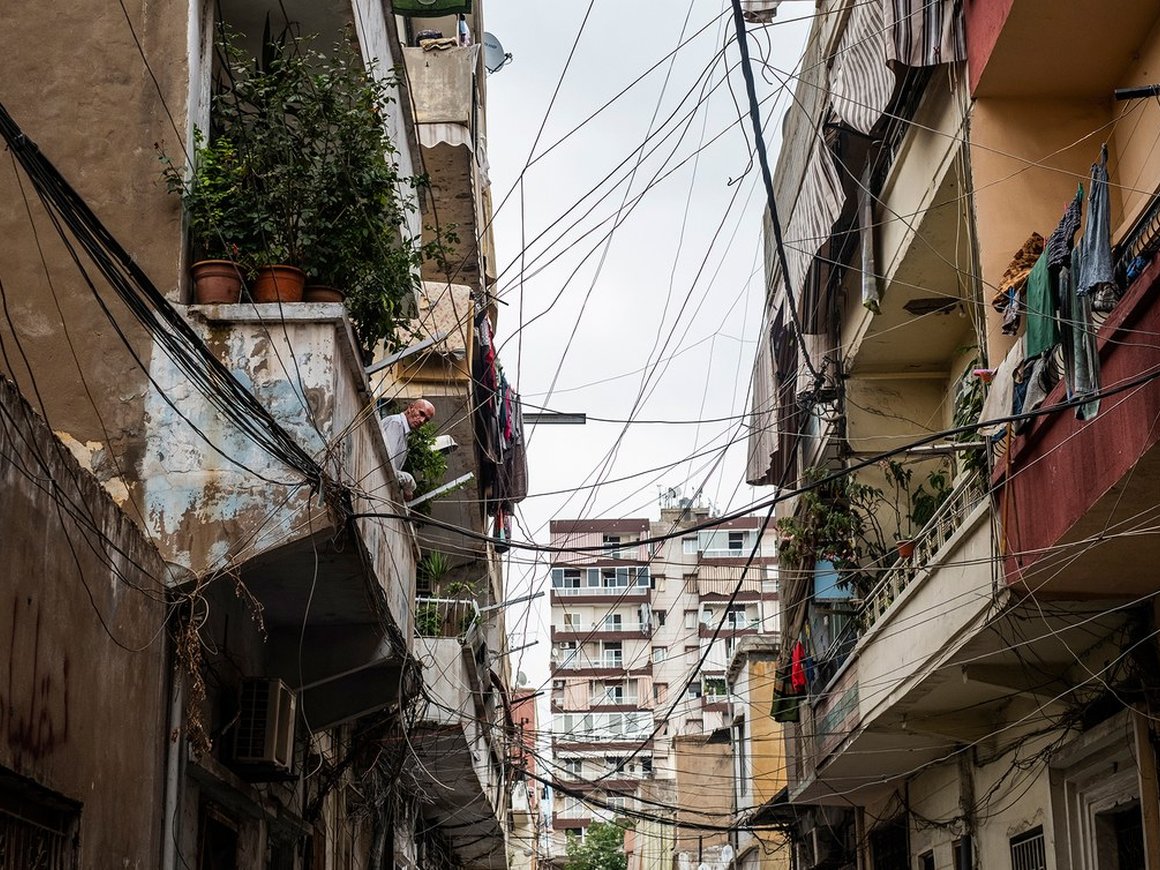 Как работает «черный рынок» электроэнергии в Ливане