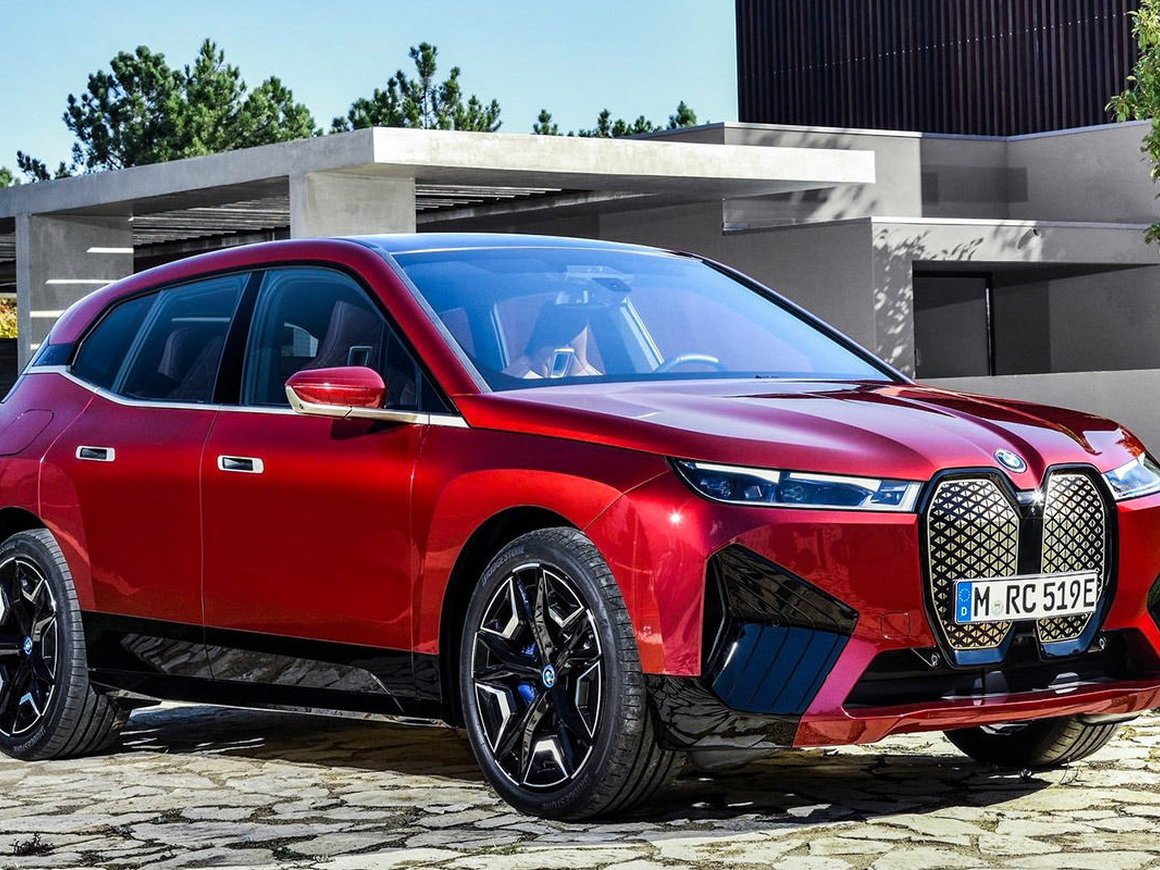 Автомобили BMW смогут менять цвет кузова с помощью кнопки