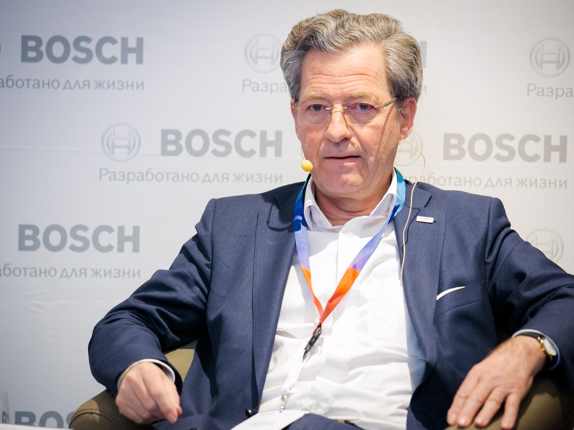 «В России очень сложно связаться с тем, с кем ты не знаком лично». Президент группы компаний Bosch в России — о своей карьере и впечатлениях от Москвы