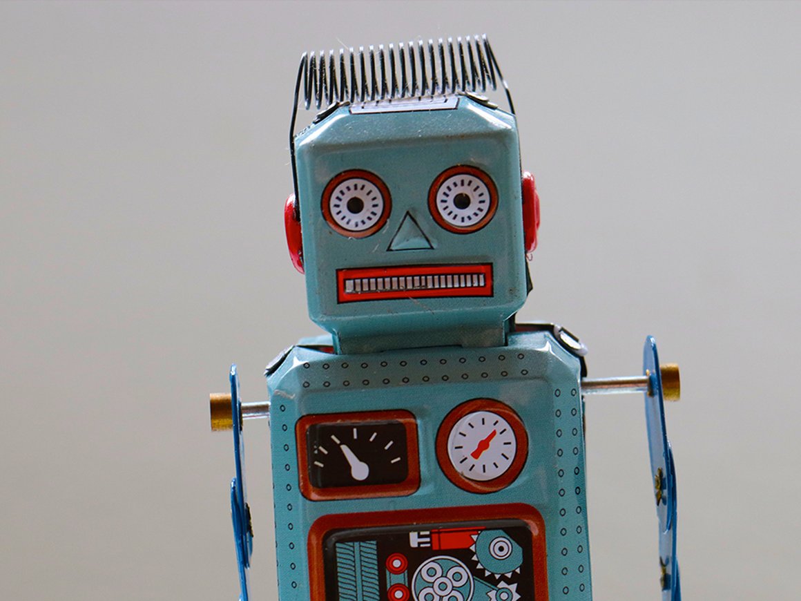 Сколько километров до Марса и как поймать сову? Будьте готовы к странным обращениям после запуска чат-бота