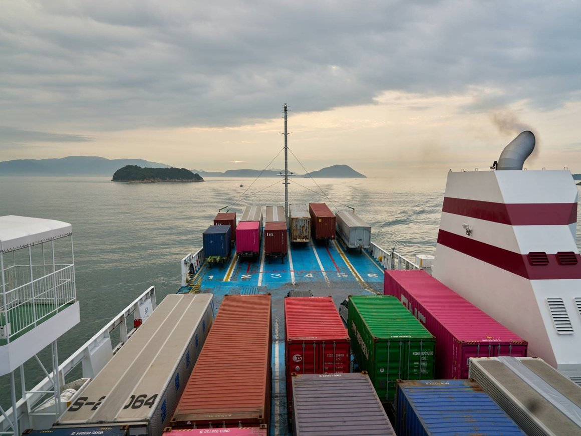 Стоимость грузоперевозок из Китая в Россию упала на 35%