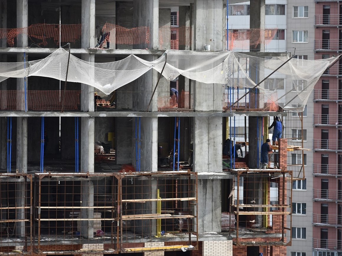 Льготную семейную ипотеку решили расширить на большее количество россиян