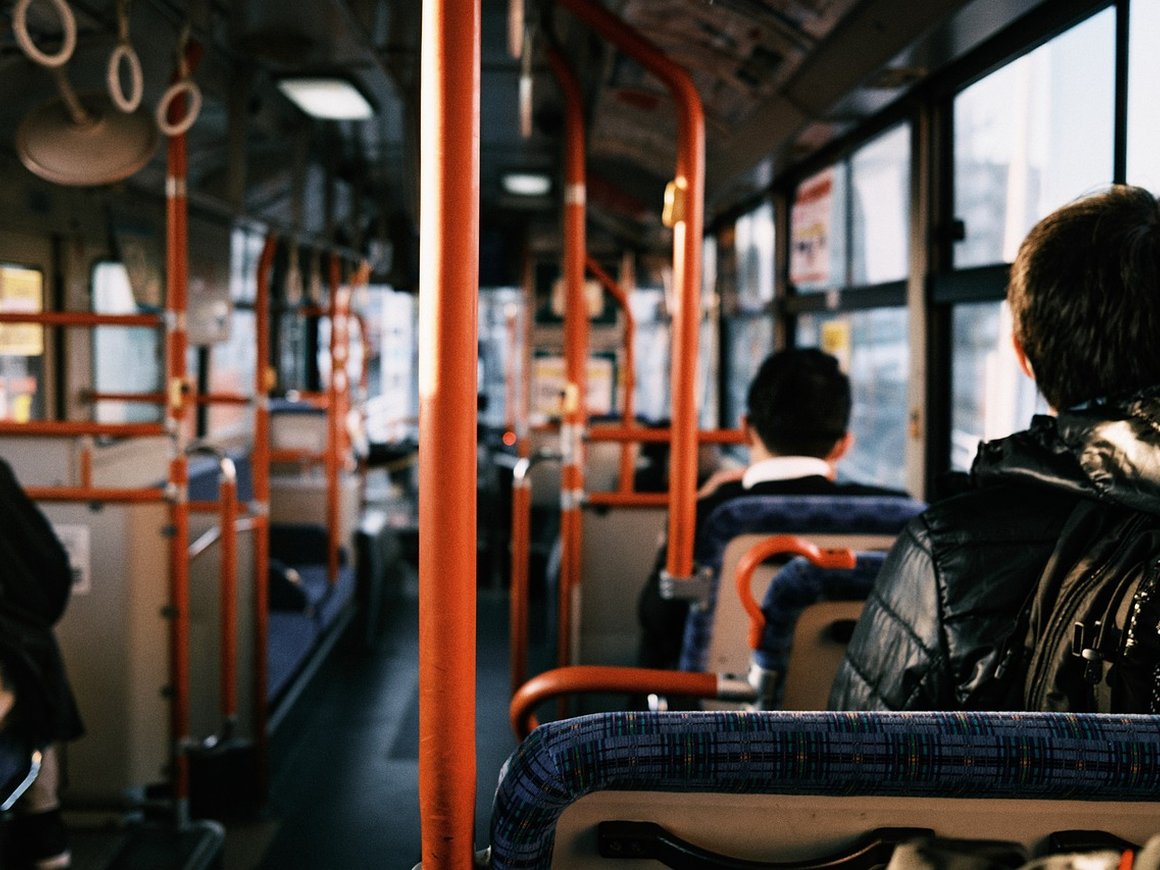 В России продлили проект использованию виртуальных соцкарт в транспорте