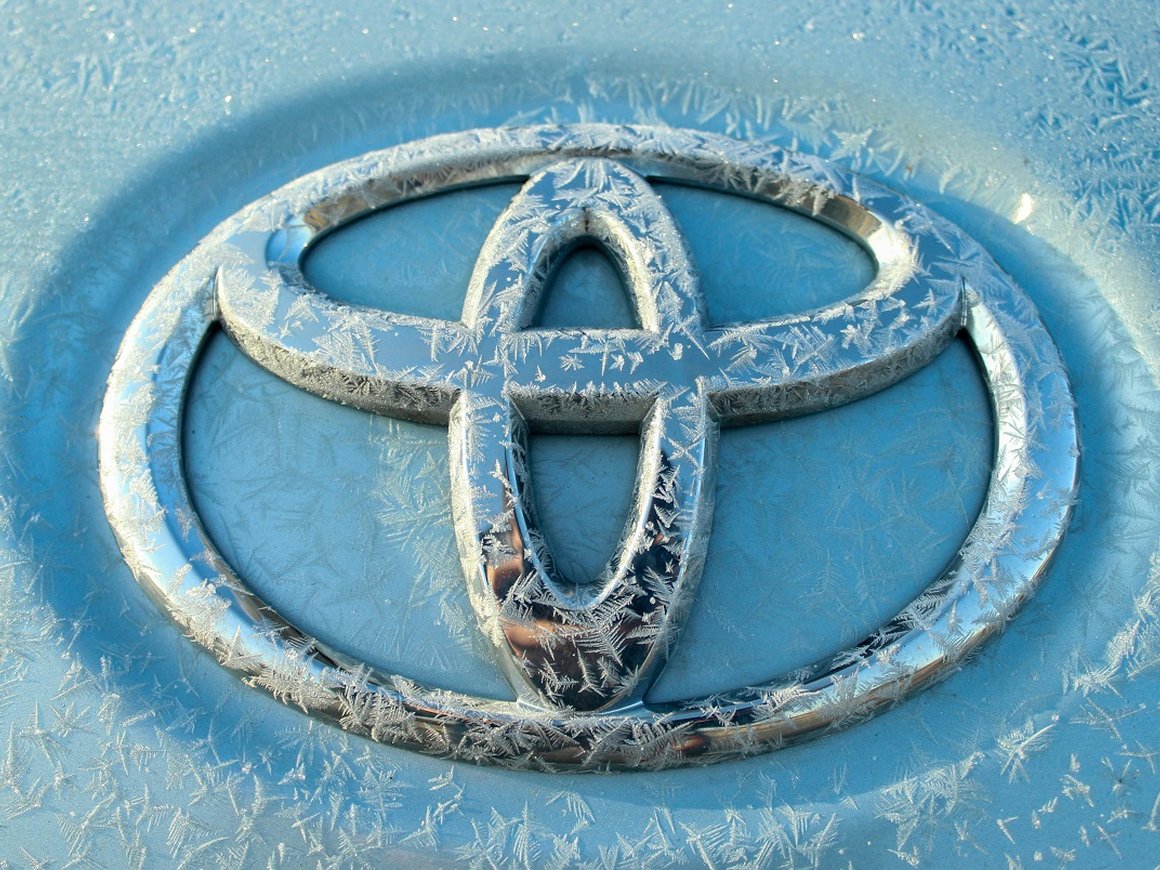 Капитализация Toyota снизилась  на $18,5 млрд на фоне скандала с фальсификацией данных