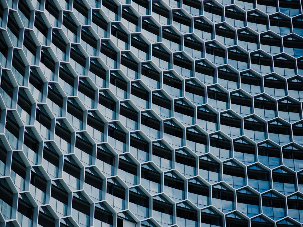 Аргументы от ИИ, города-лаборатории в Азии и ренессанс блокчейна: TechTrends-дайджест