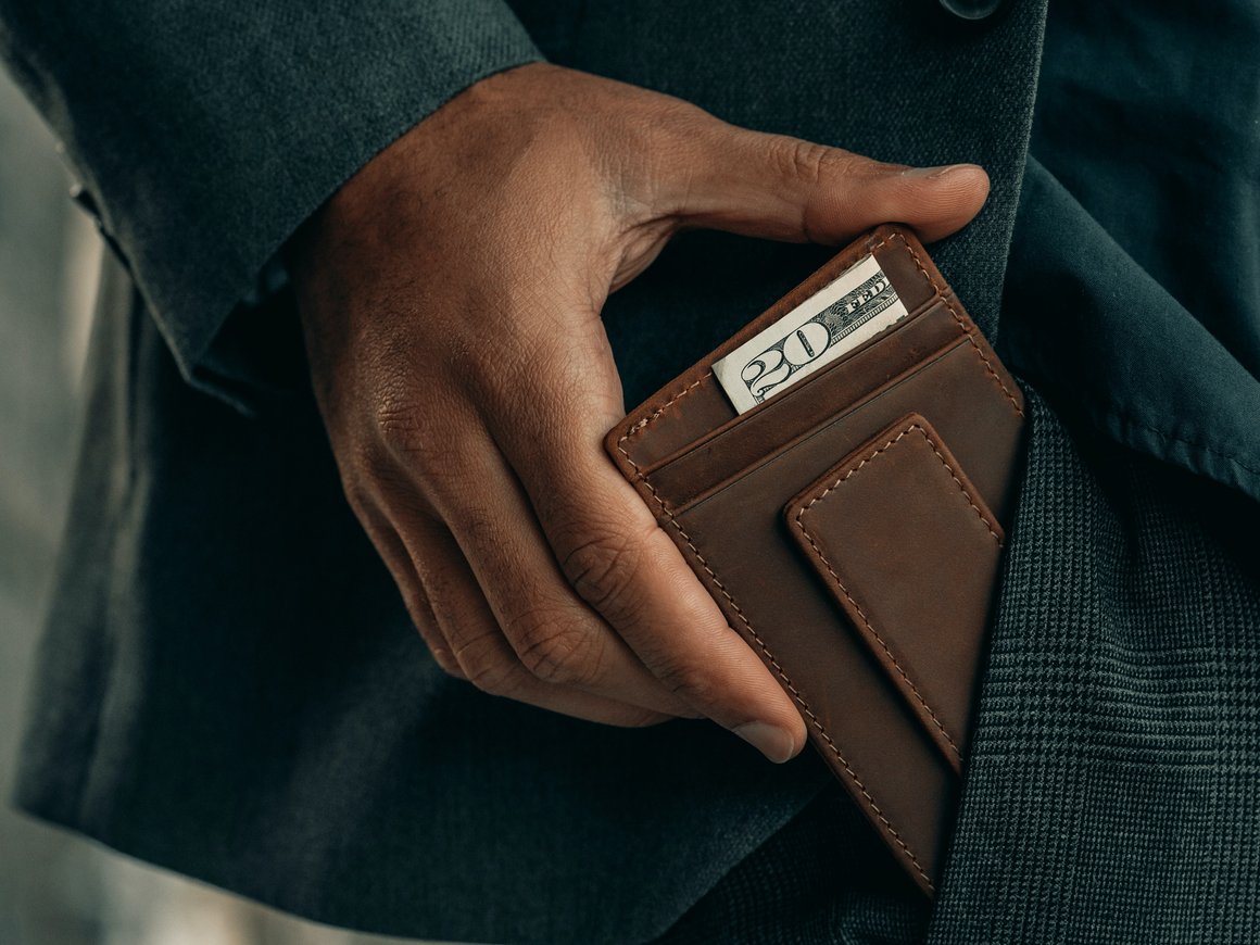 Белоусов сообщил об обсуждении правительства с крупным бизнесом «добровольного взноса в бюджет»