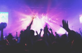 «Цифровой» Виктор Цой: что приходит на смену живым концертам?