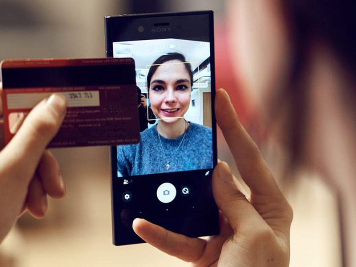 Российские банки собираются внедрить идентификацию клиентов с помощью селфи