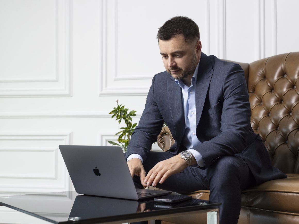 Как предприниматель из Казахстана создал ИТ-платформу для открытия компаний в юрисдикциях по всему миру