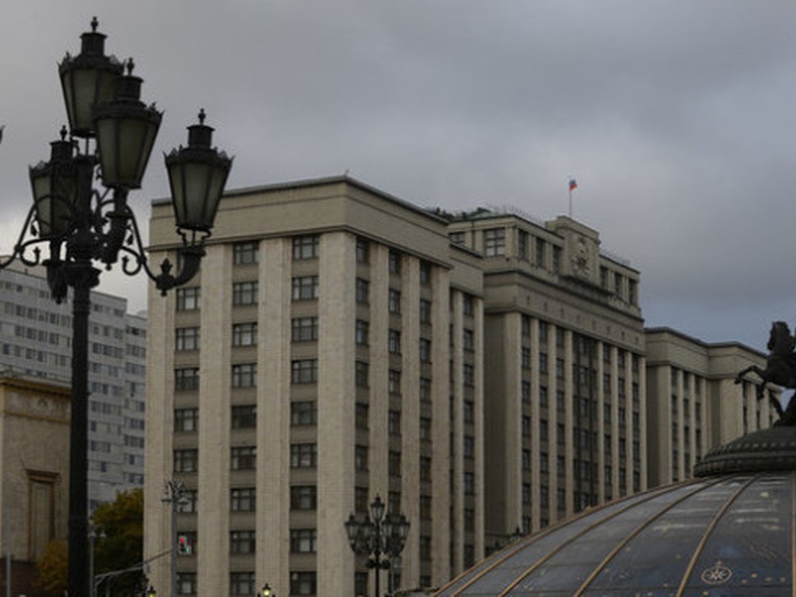 В Госдуму внесли законопроект о запрете на снятие наличных через анонимные сервисы