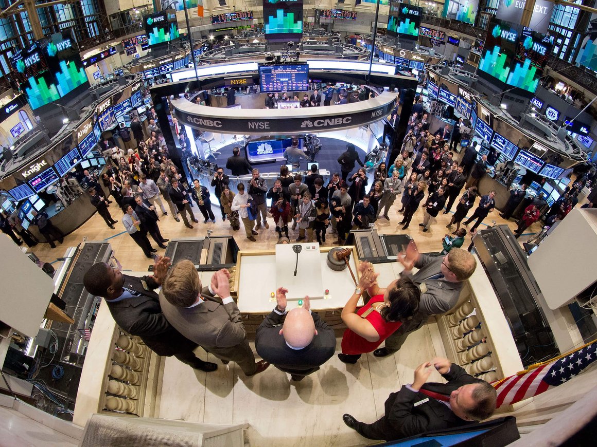 Как и зачем регистрировать криптовалютную биржу