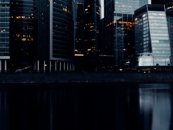 Возвраты стоимости авиа- и ж/д билетов, отмена развлекательных мероприятий: главное для бизнеса 23 марта