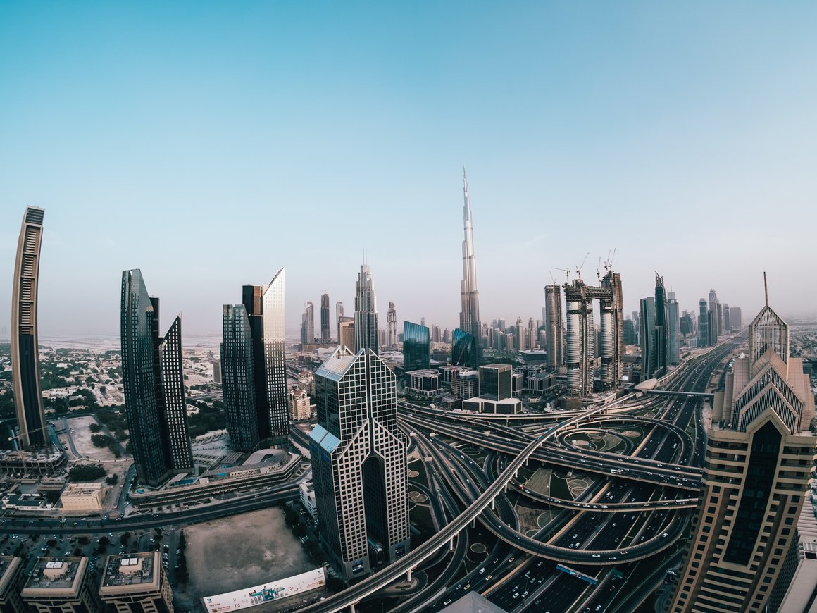 Второй крупнейший банк Дубая начал блокировку инвестиционных счетов россиян