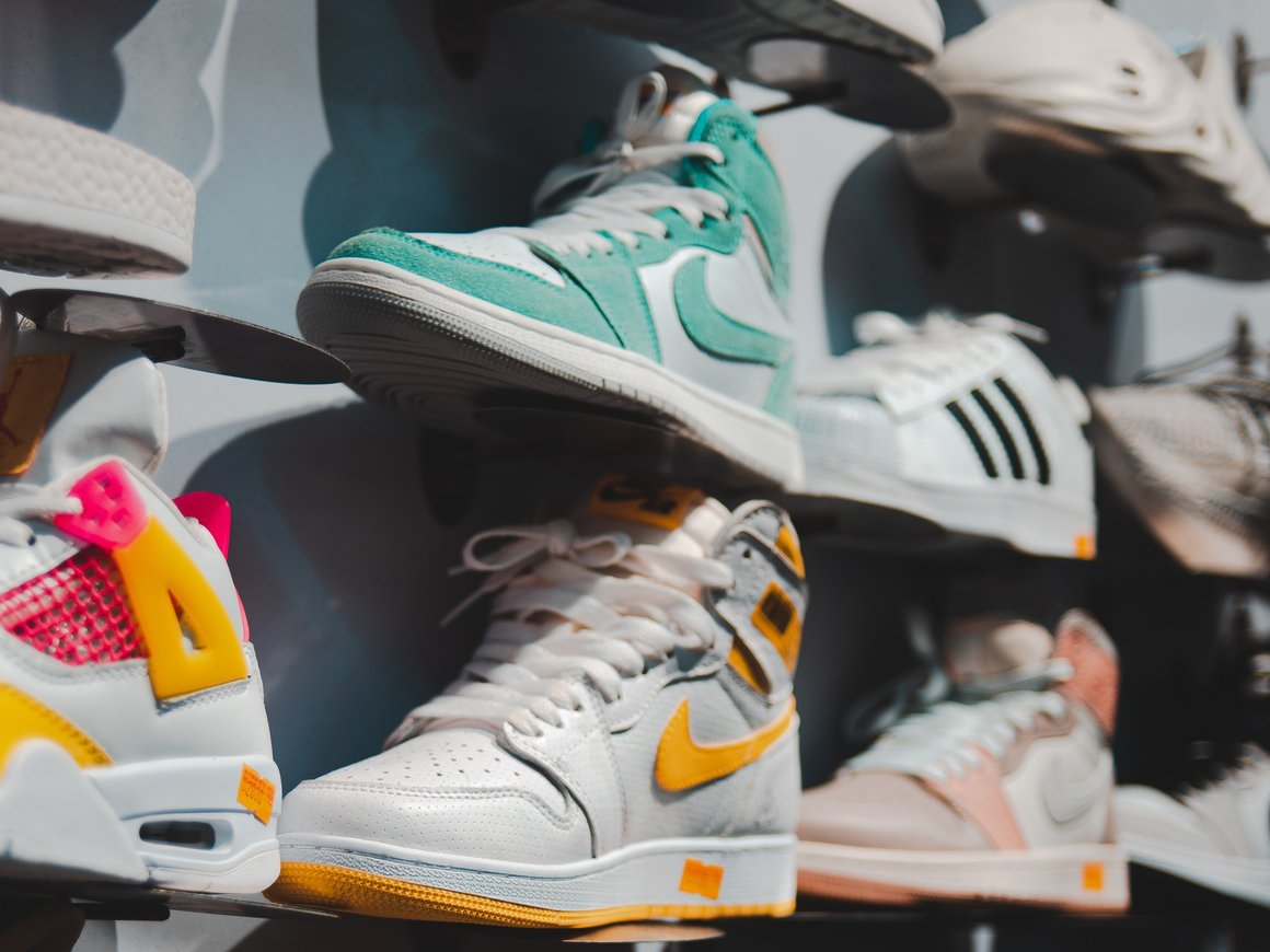 Nike задерживает поставки топовых моделей в розничные магазины