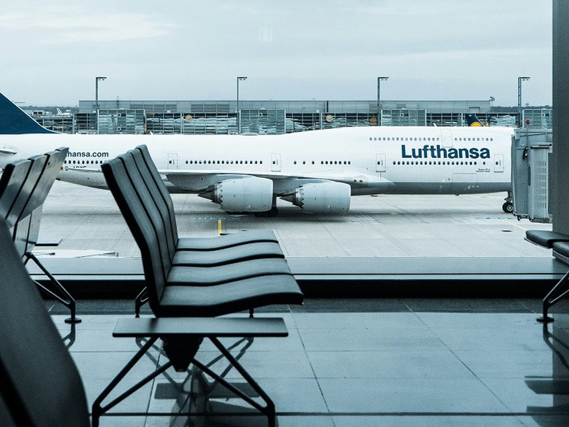 Объем авиаперевозок российских компаний вырос на 5%